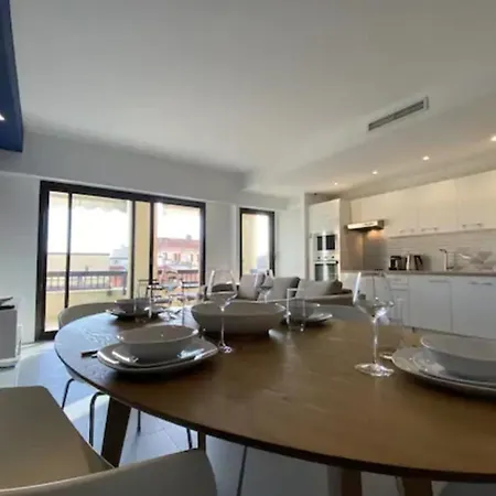Apartment Stunning 1 Bedroom 3 Pers Suquet Vieux Port Croisette 1 Mn By Olam